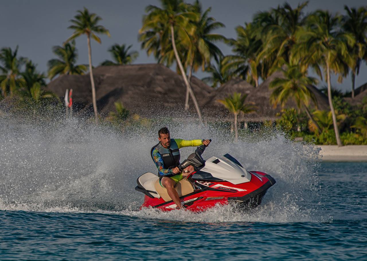 sun-siyam-iru-veli-watersport-jetski-2-b